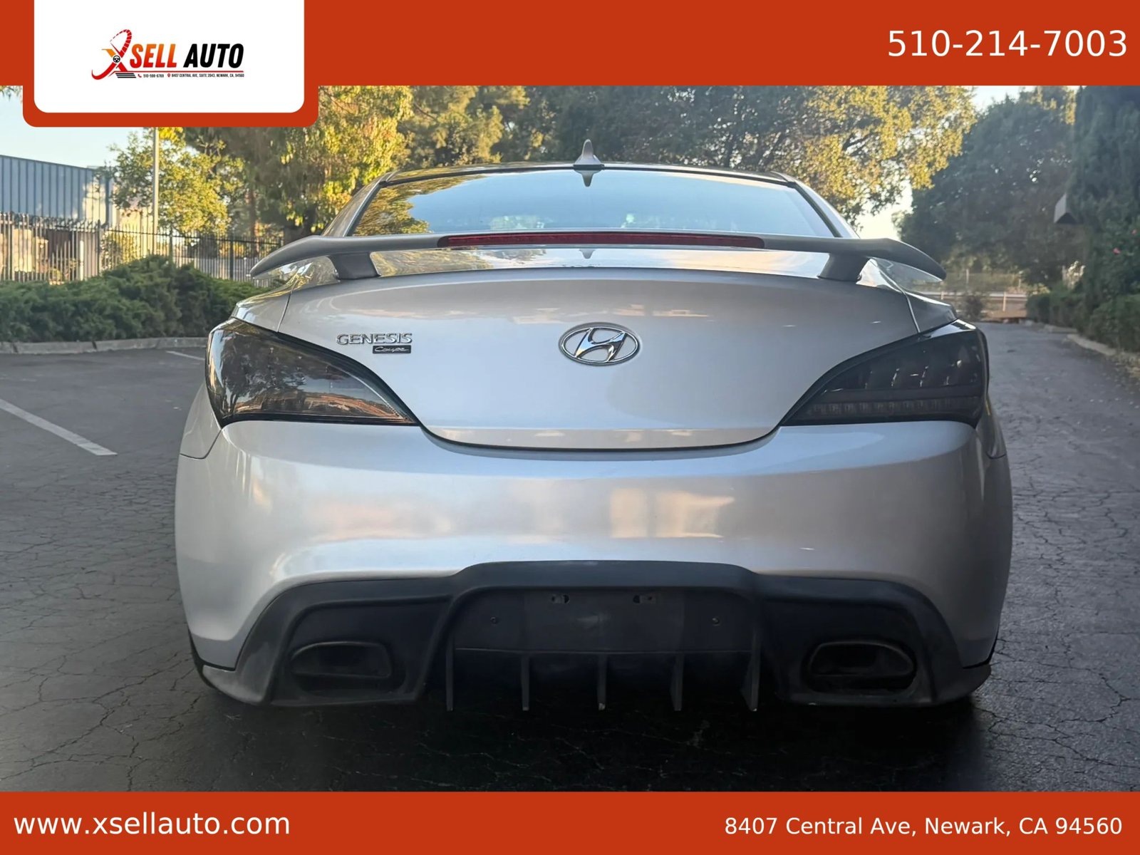 Used 2011 Hyundai Genesis 3.8 RWD image 5