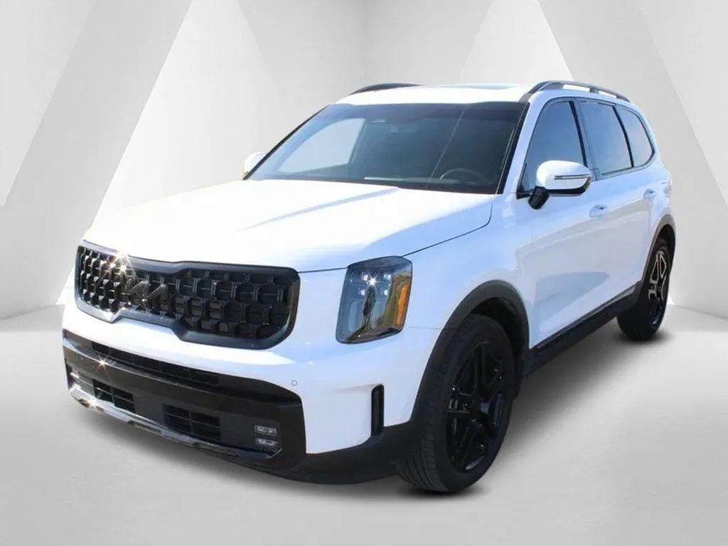 Used 2025 Kia Telluride SX X-Line image 3