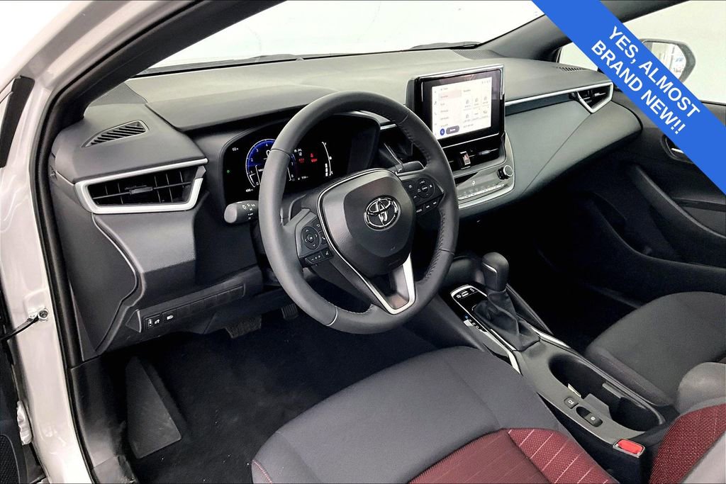 Used 2026 Toyota Corolla SE image 18