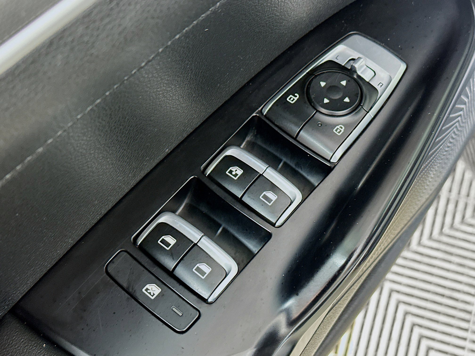 Used 2023 Kia K5 LXS image 17