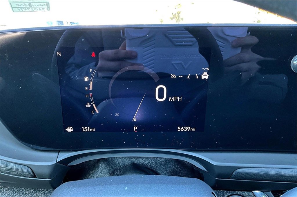 Used 2025 Buick Envista Preferred image 13