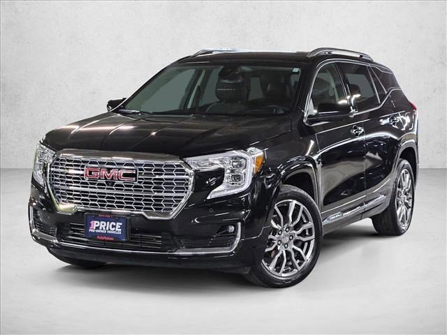 Used 2024 GMC Terrain Denali w/ Denali Premium Package image 1