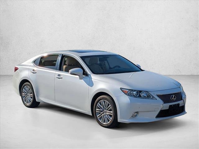 Used 2014 Lexus ES 350 w/ Luxury Package image 3