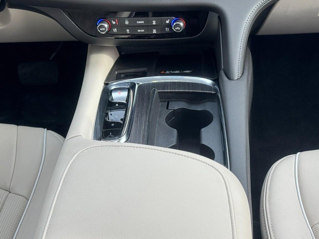 Used 2023 Buick Enclave Avenir w/ Avenir Technology Package image 15