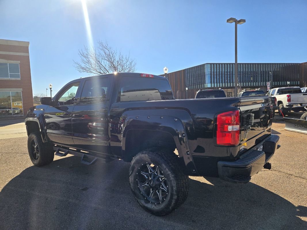 Used 2018 GMC Sierra 1500 SLE w/ SLE Value Package AWD/4WD image 8