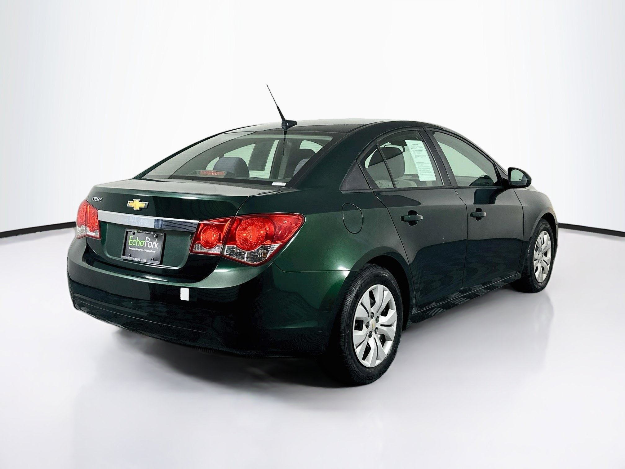 Used 2014 Chevrolet Cruze LS FWD image 9