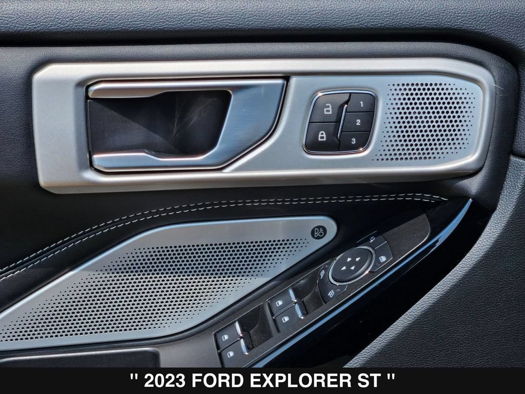 Used 2023 Ford Explorer ST w/ Equipment Group 401A AWD/4WD image 15