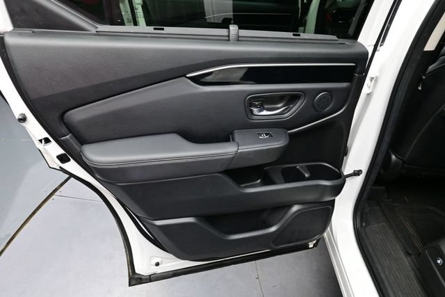 Used 2023 Honda Pilot Touring image 17