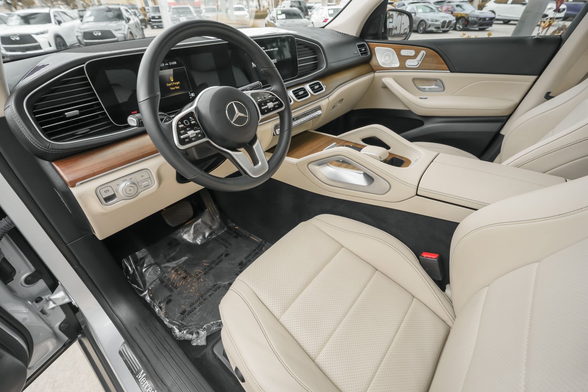 Used 2023 Mercedes-Benz GLE 450 4MATIC image 7