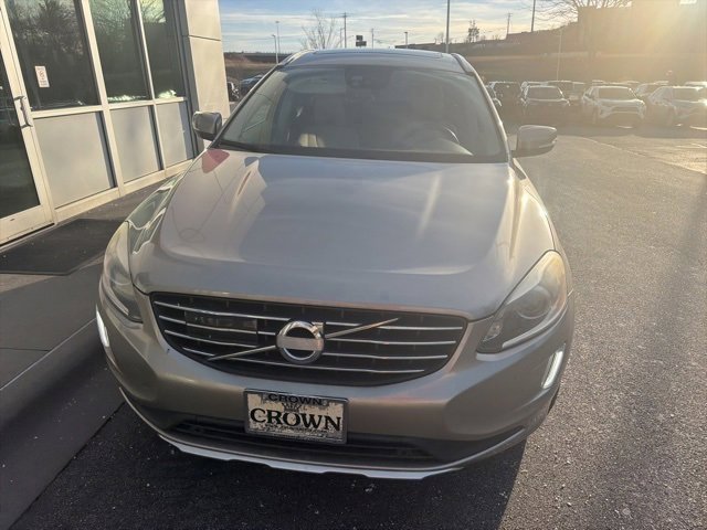 Used 2015 Volvo XC60 T6 Platinum w/ Protection Package image 1