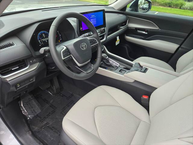 Certified 2026 Toyota Grand Highlander FWD image 8