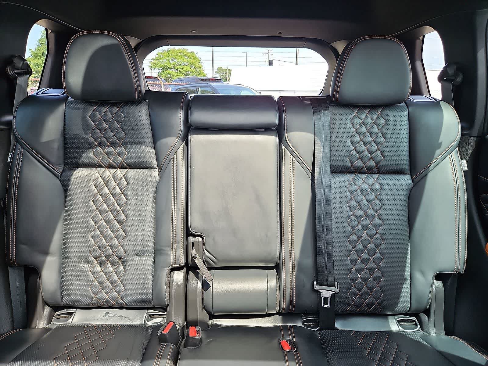Used 2023 Mitsubishi Outlander SEL 40th Anniversary AWD/4WD image 14