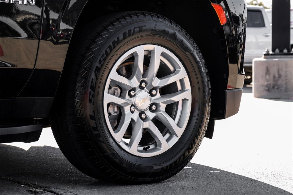 Used 2022 Chevrolet Suburban LT image 61