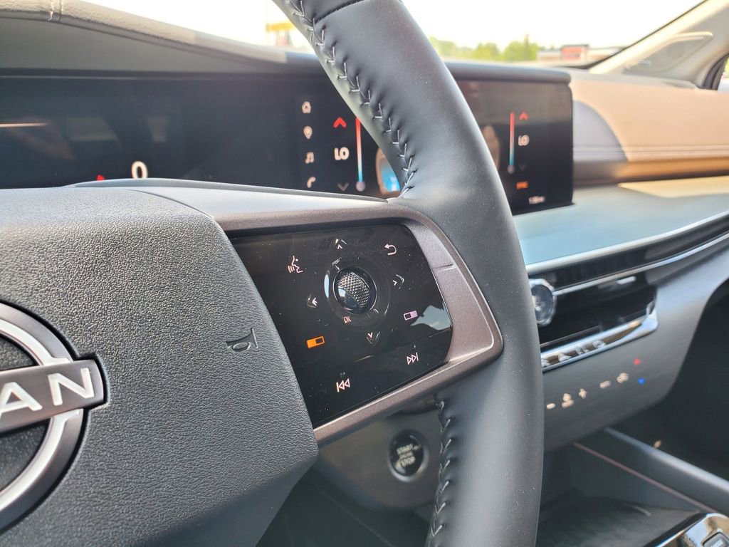 New 2025 Nissan Murano Platinum w/ Cargo Package image 24