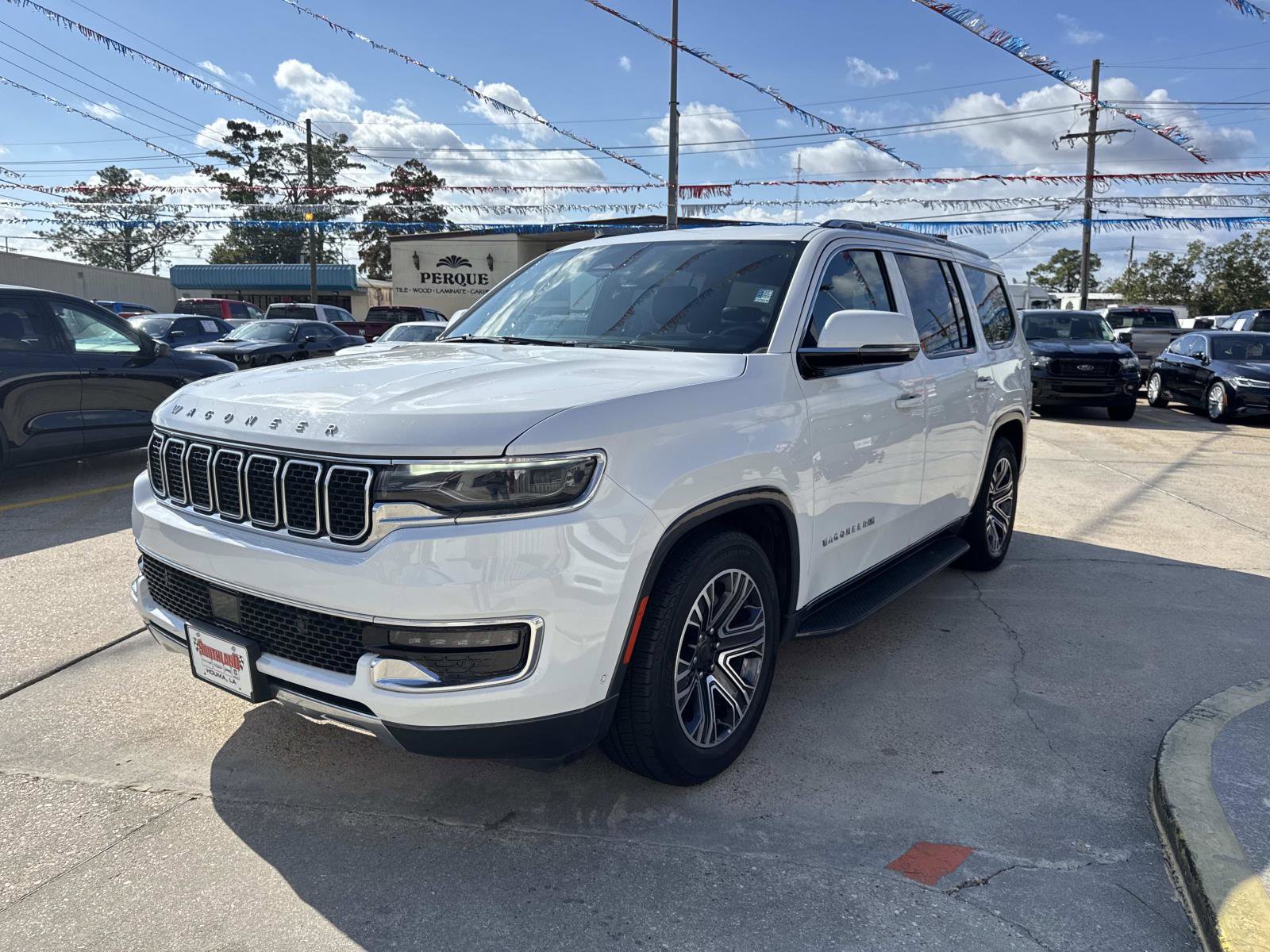 Used 2022 Jeep Wagoneer Series III image 3