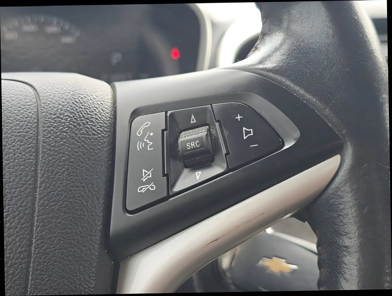 Used 2020 Chevrolet Sonic LT w/ RS Package FWD image 24