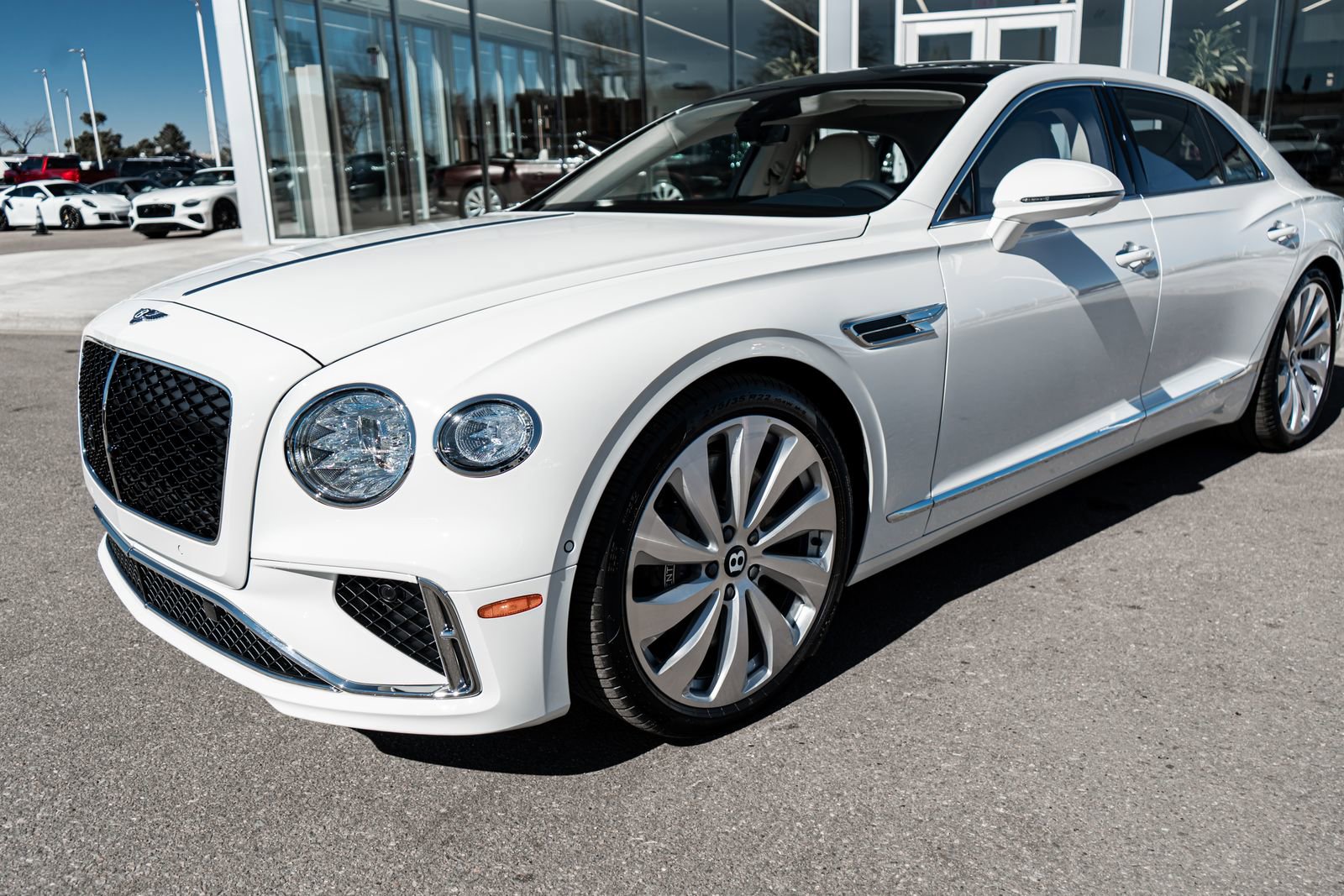New 2026 Bentley Flying Spur Plug-In Hybrid image 21