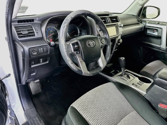 Used 2017 Toyota 4Runner SR5 RWD image 11