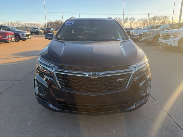 Used 2022 Chevrolet Equinox RS w/ LPO, Floor Liner Package image 8