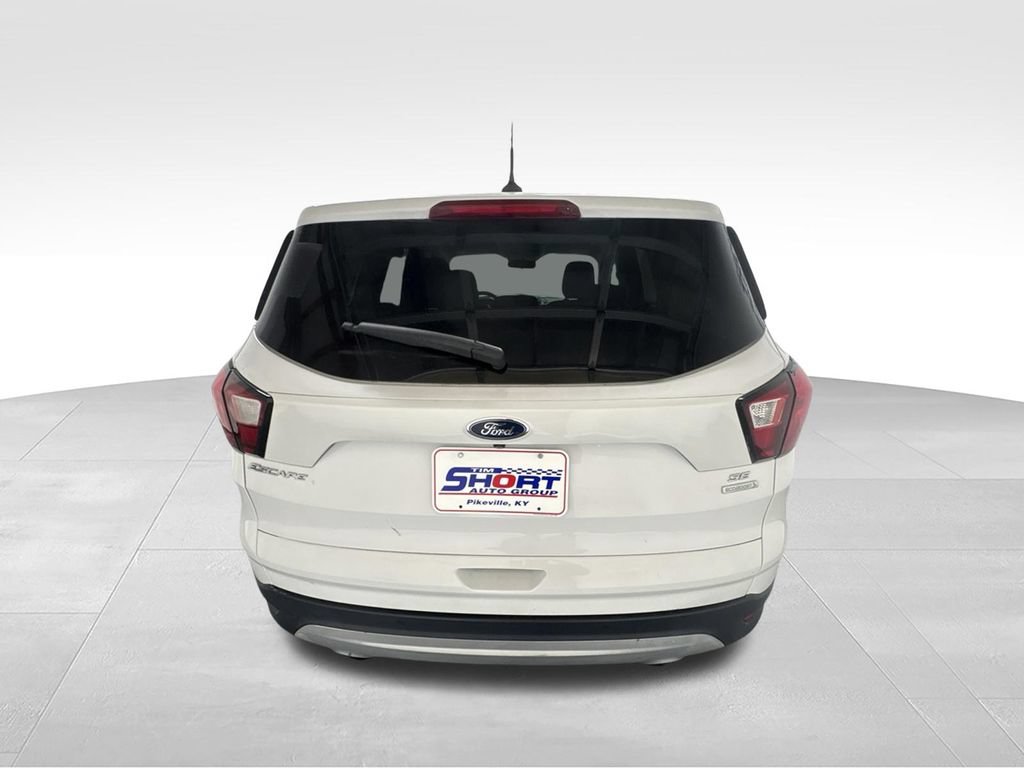Used 2019 Ford Escape SE FWD image 7