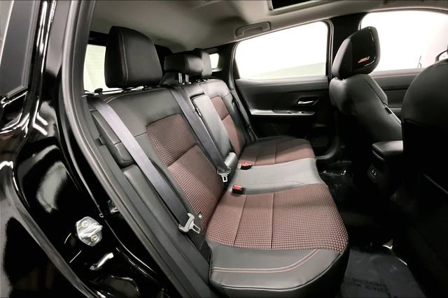 New 2026 Nissan Kicks SR w/ SR Premium Package image 32