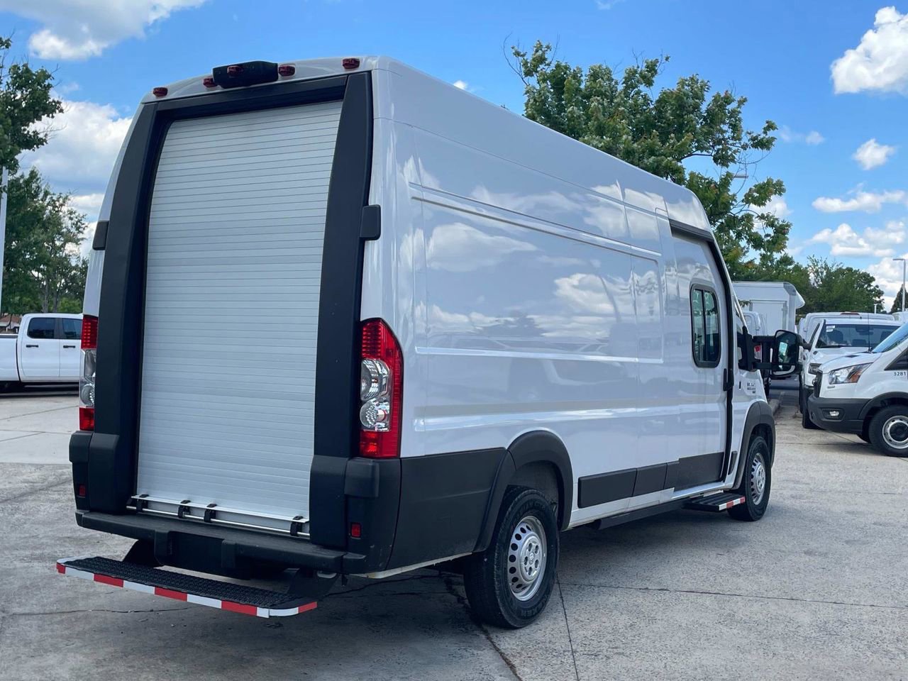 New 2024 RAM ProMaster 3500 w/ Delivery Van Package image 9