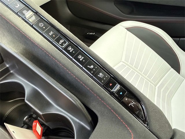 Used 2023 Chevrolet Corvette Z06 w/ Z07 Performance Package image 20