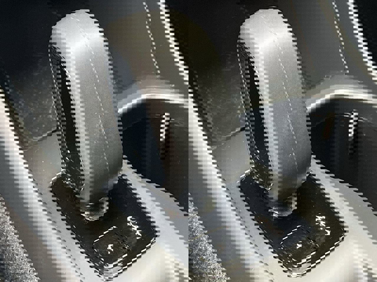 Used 2025 Volvo XC40 B5 Core image 24