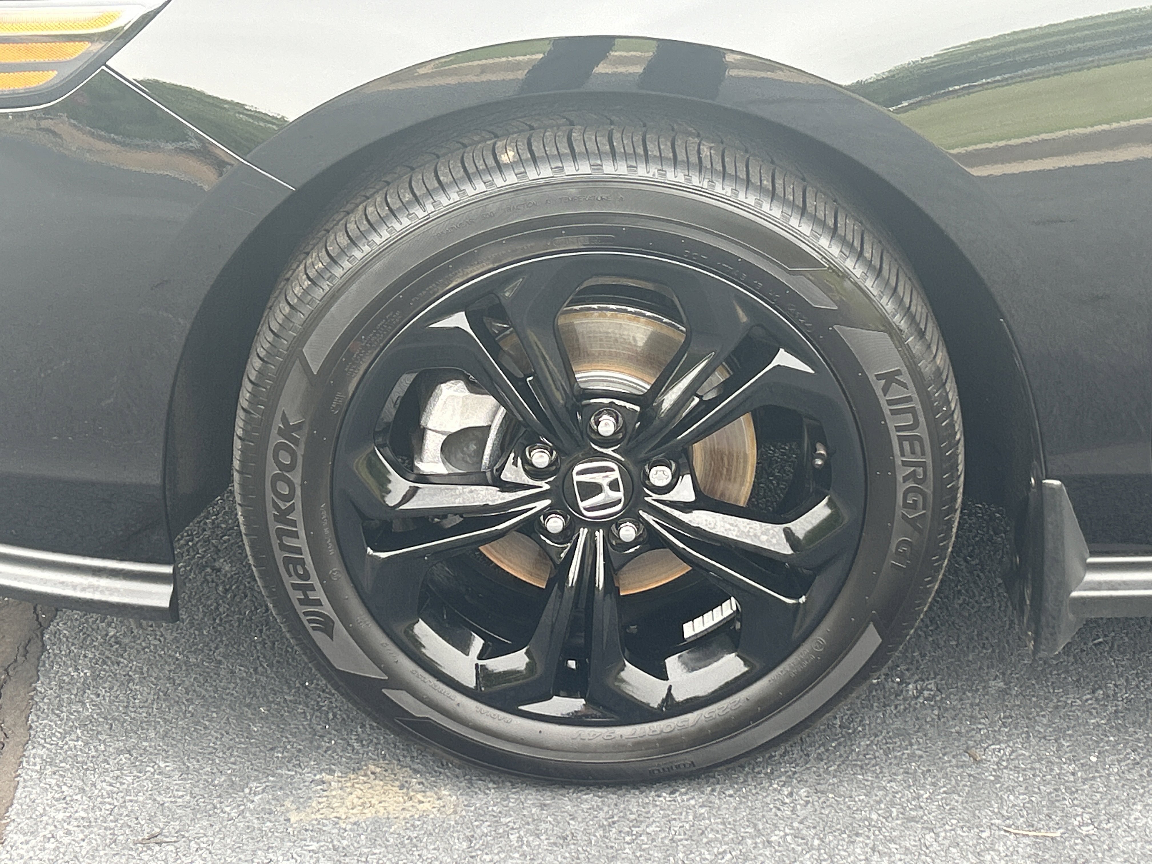 Certified 2025 Honda Accord SE image 32