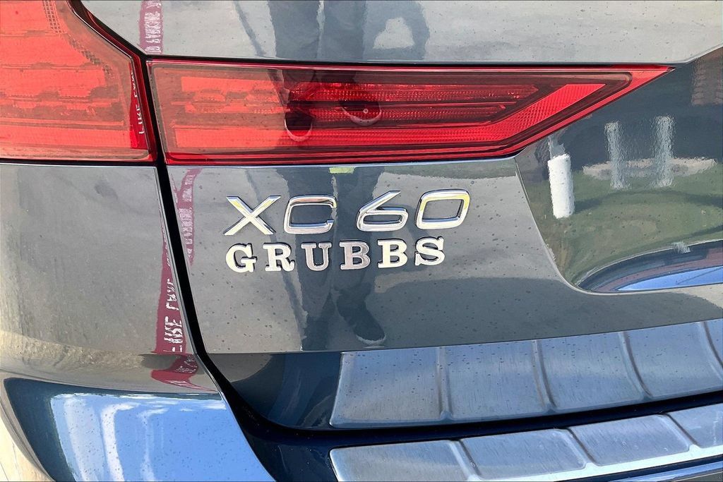 Used 2026 Volvo XC60 B5 Plus AWD/4WD image 43