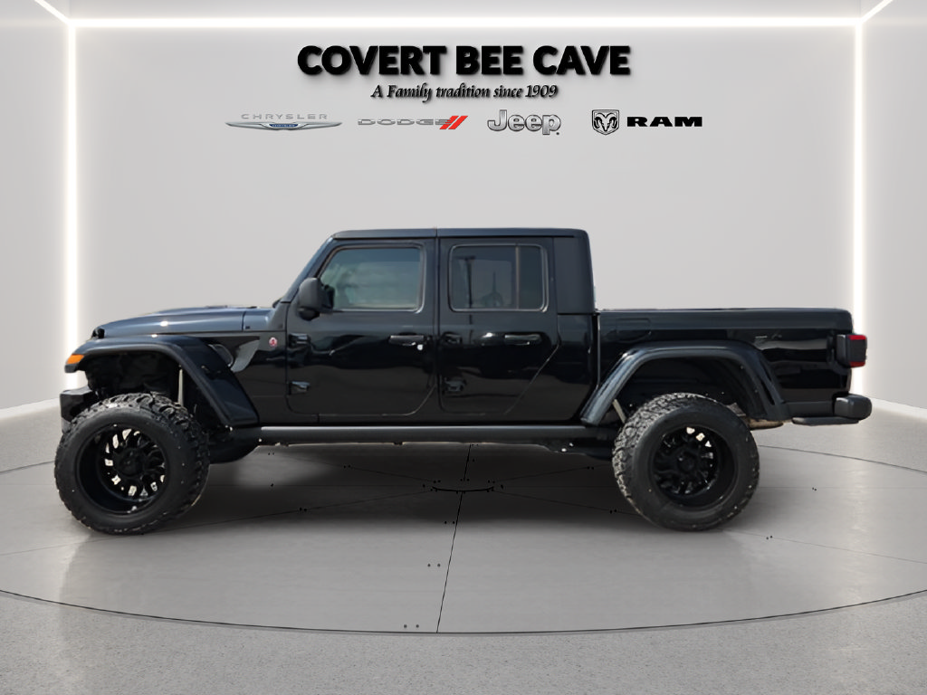Used 2025 Jeep Gladiator Rubicon AWD/4WD image 4