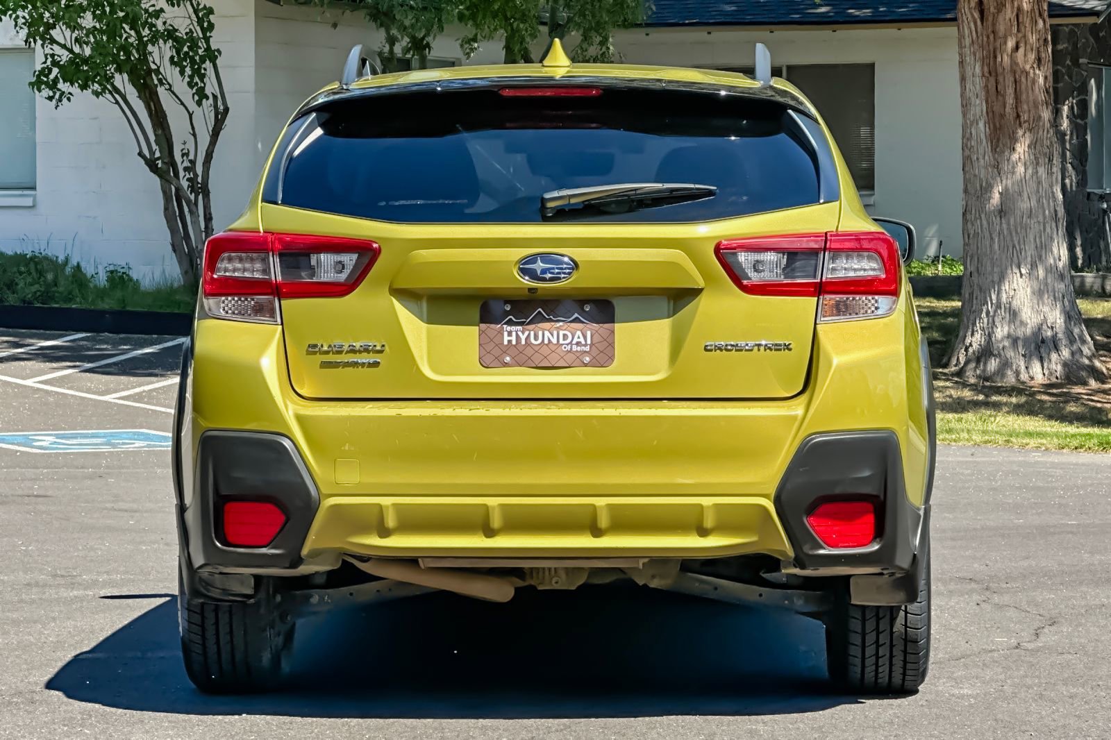 Used 2021 Subaru Crosstrek 2.0i Premium w/ Moonroof Package AWD/4WD image 5