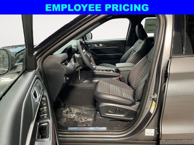 New 2026 Ford Explorer ST-Line AWD/4WD image 9