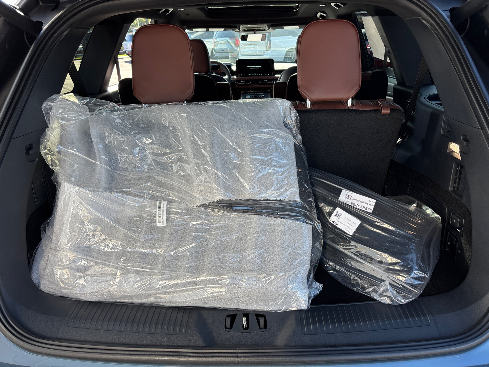 New 2026 Lincoln Aviator Reserve w/ Illumination Package AWD/4WD image 9