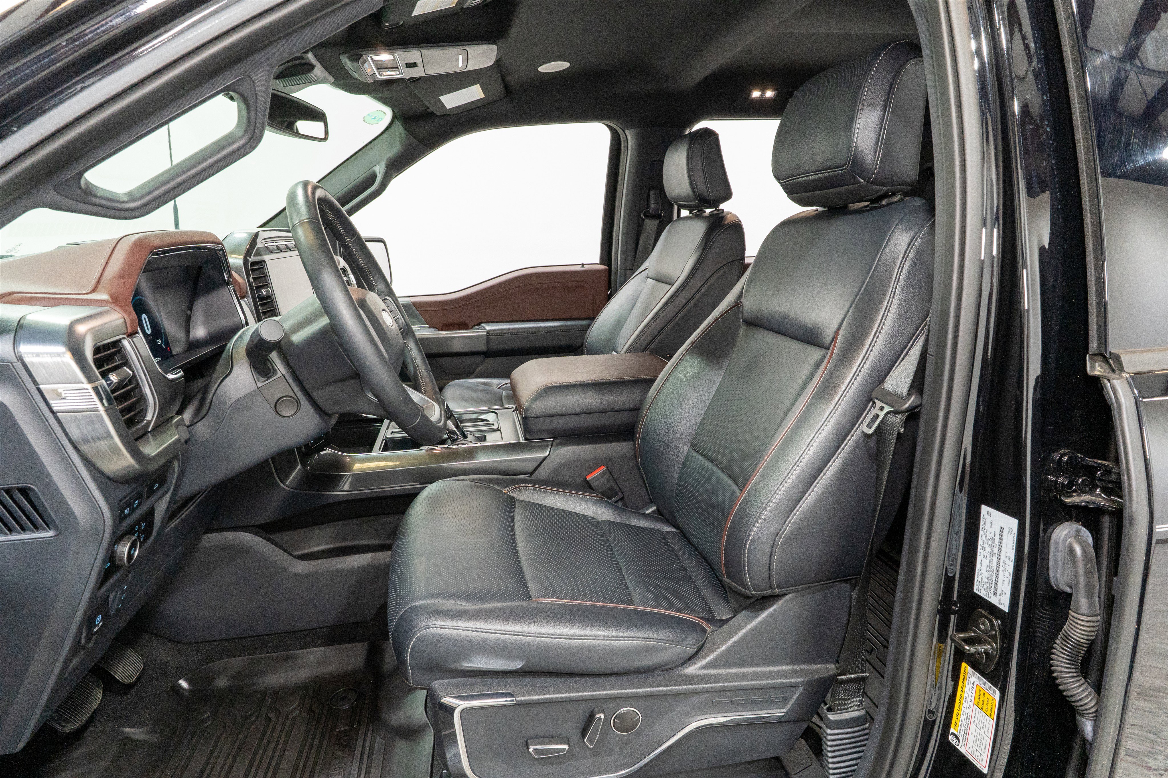 Used 2023 Ford F150 Lariat w/ Equipment Group 502A High image 19