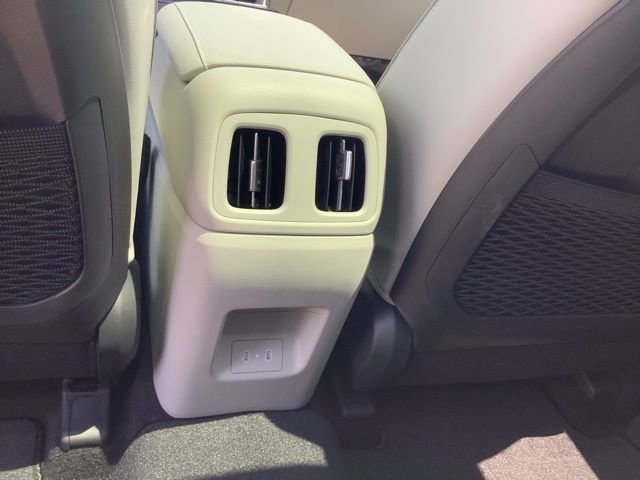 New 2025 Hyundai Tucson Limited image 24