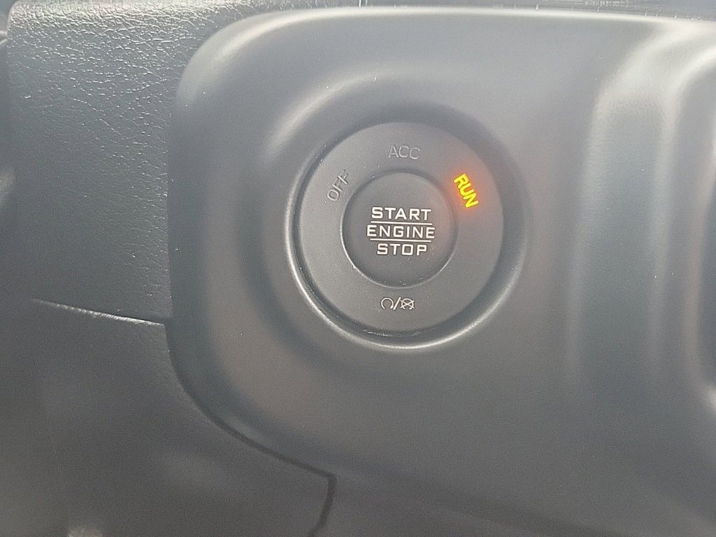 Used 2021 Jeep Wrangler Unlimited Sport image 18