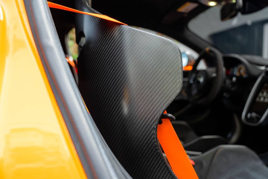Used 2019 McLaren 600LT RWD image 75