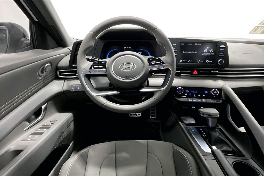 New 2026 Hyundai Elantra Sport FWD image 11