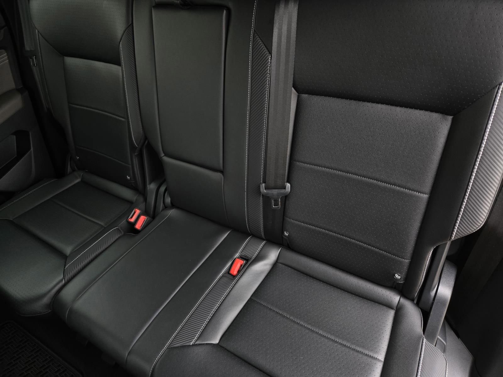 Used 2022 Volkswagen Atlas Cross Sport SEL R-Line w/ Cross Sport MDO Package image 16