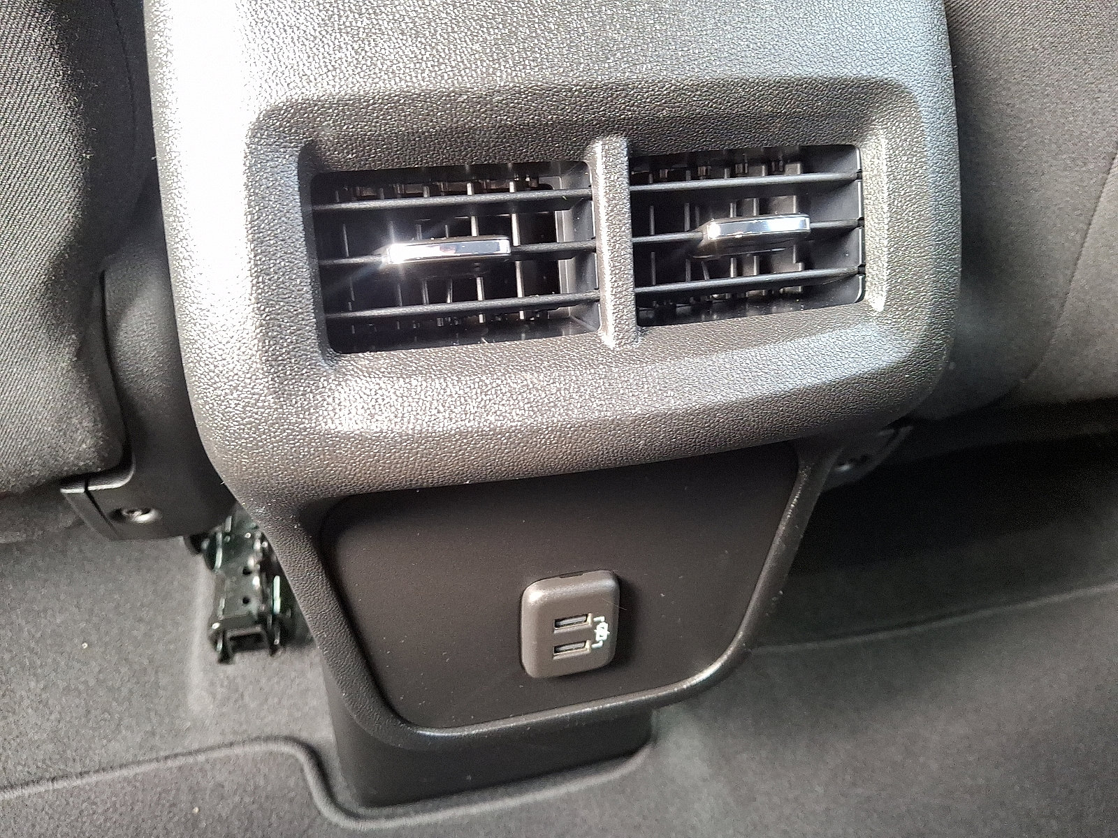 Used 2020 Chevrolet Equinox LT image 12