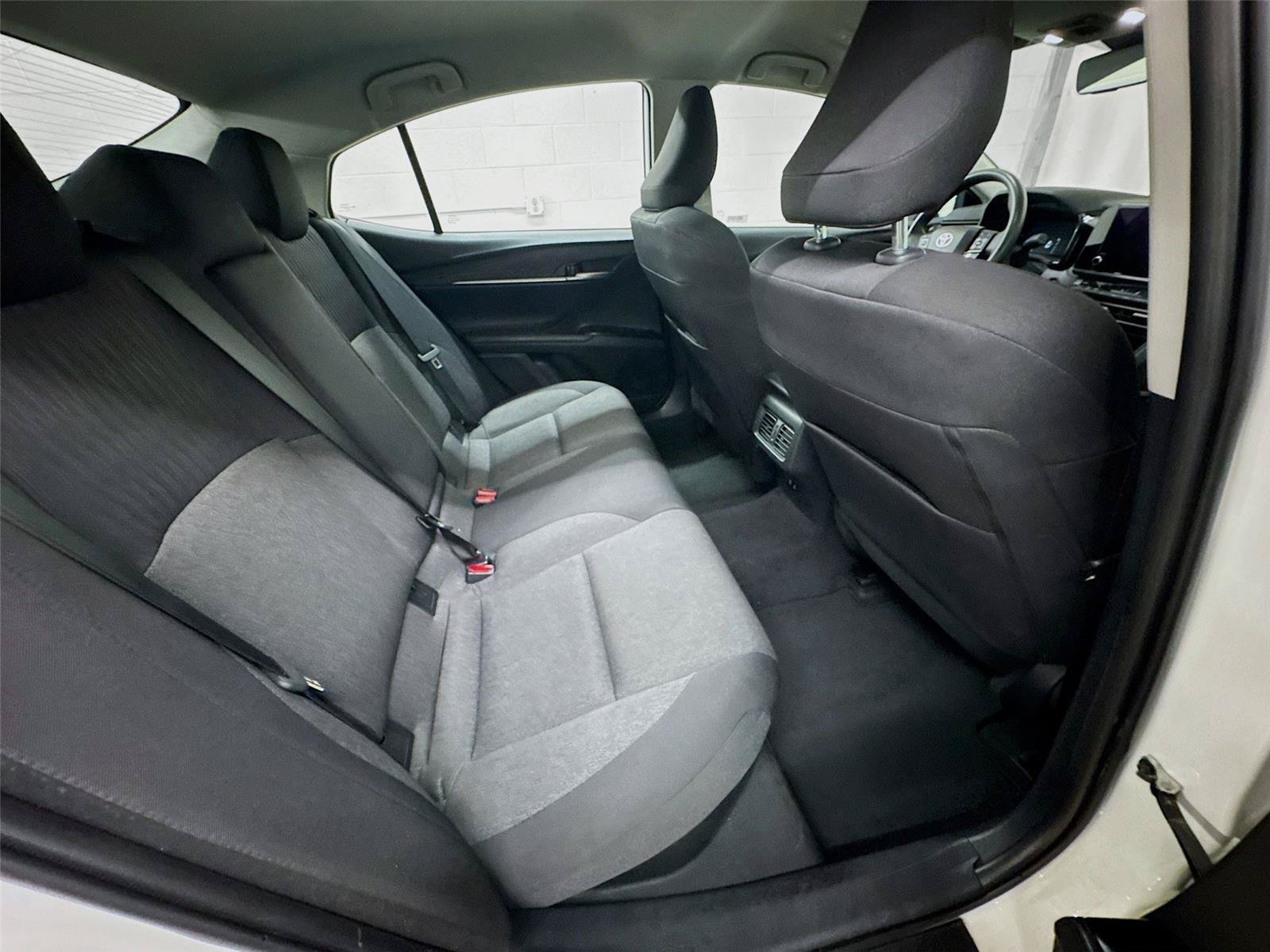 Used 2025 Toyota Camry LE w/ Convenience Package FWD image 25