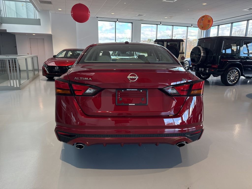 Used 2024 Nissan Altima 2.5 SL image 8