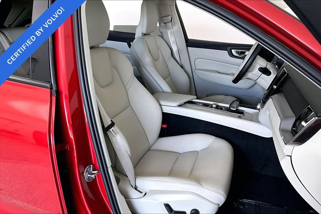Certified 2024 Volvo XC60 B5 Core w/ Climate Package AWD/4WD image 8