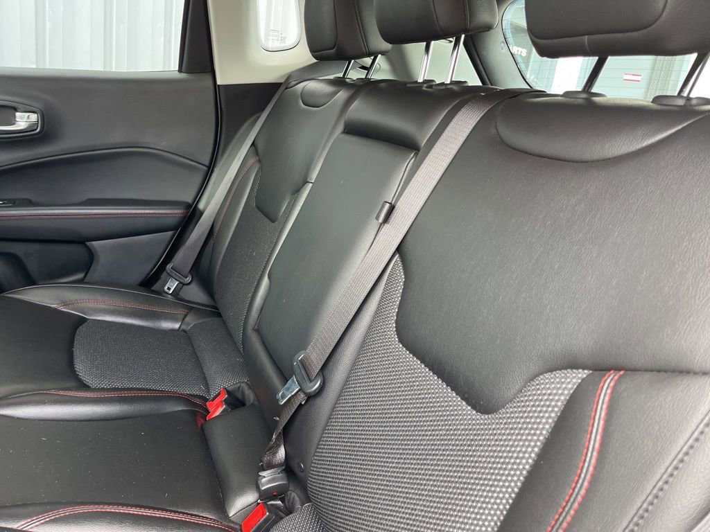 Used 2020 Jeep Compass Trailhawk image 39