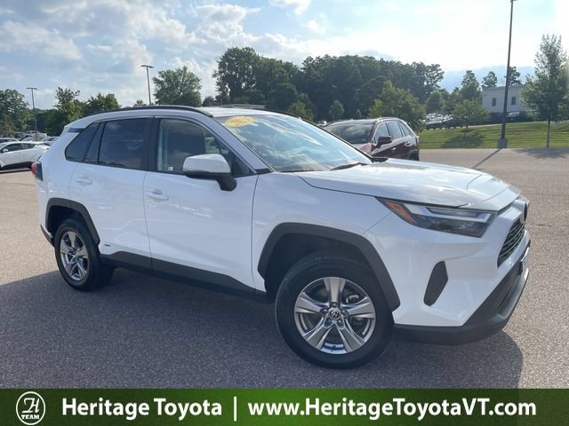 Used 2025 Toyota RAV4 XLE