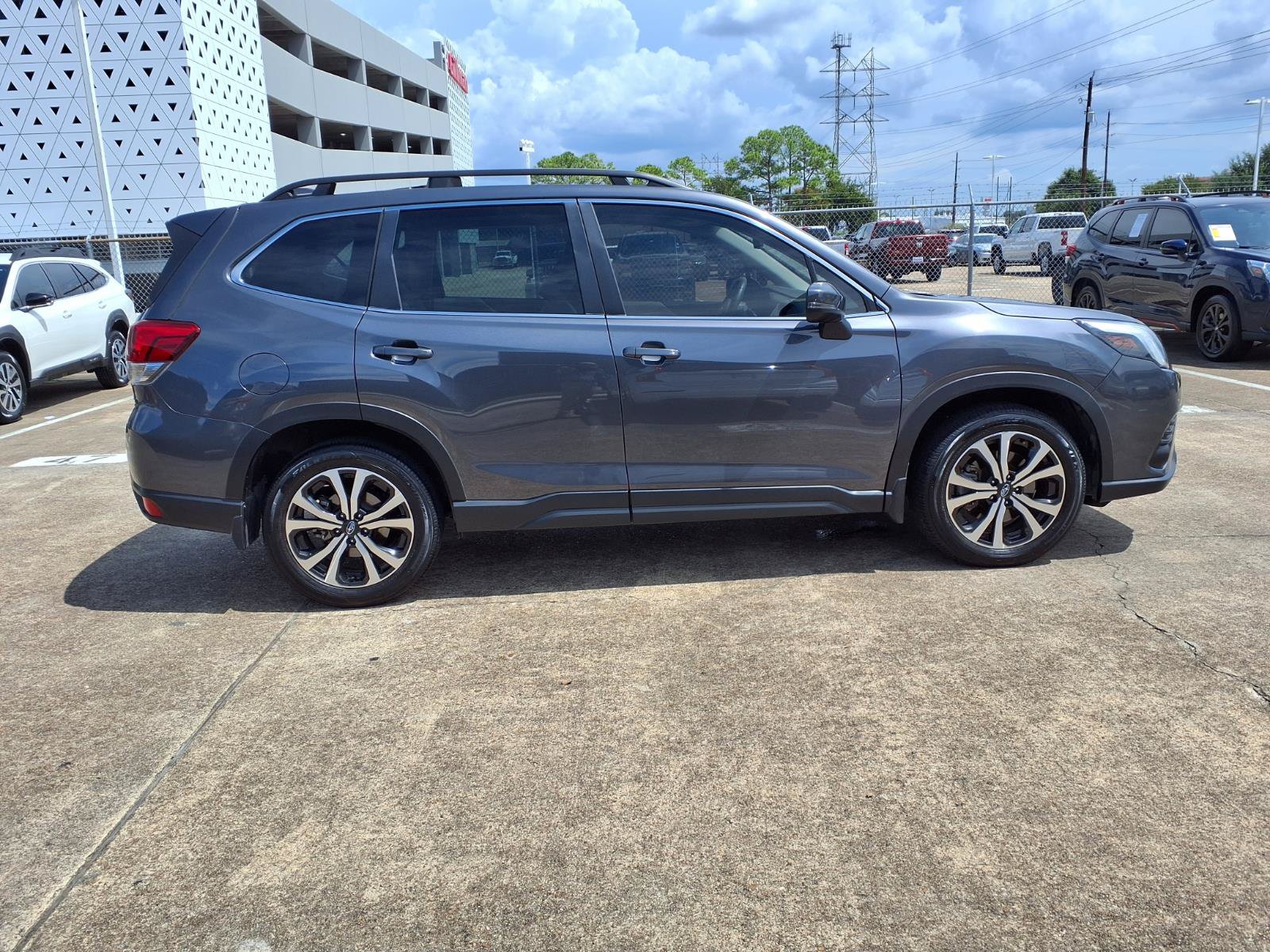 Certified 2023 Subaru Forester Limited AWD/4WD image 27
