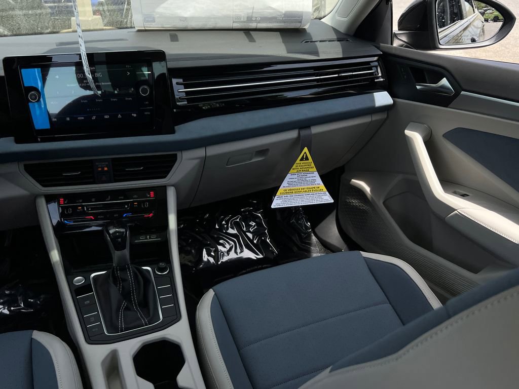 New 2026 Volkswagen Jetta SE FWD image 13
