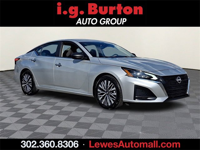 Used 2024 Nissan Altima 2.5 SV