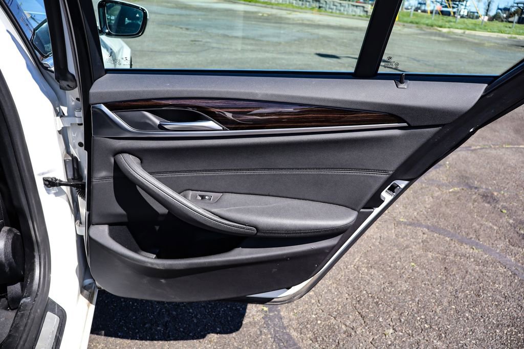 Used 2019 BMW 530i xDrive w/ Convenience Package image 41